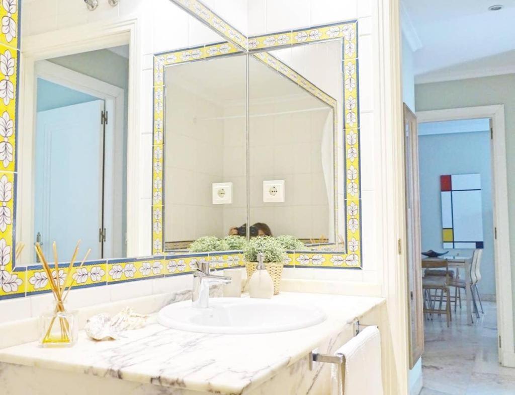 Beyourself By Sevillaluxurysuites Kültér fotó